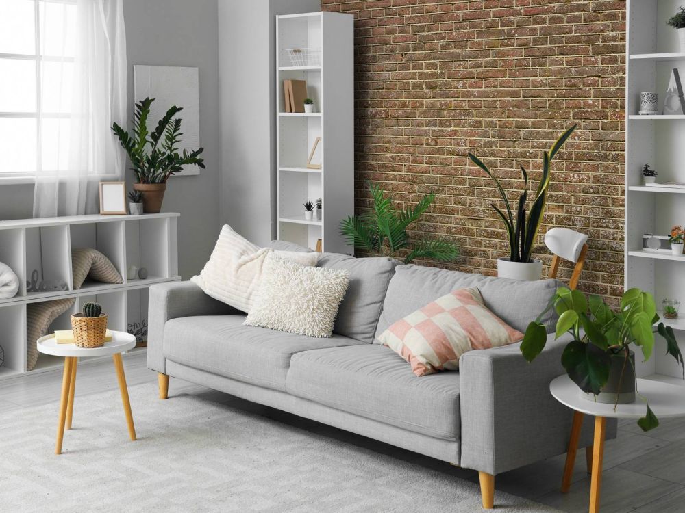 Stenen muur met strak voegwerk