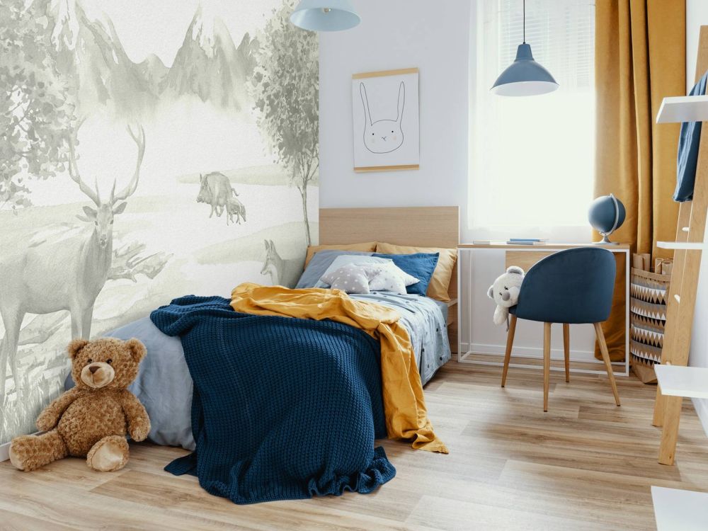 Bos met dieren in groen