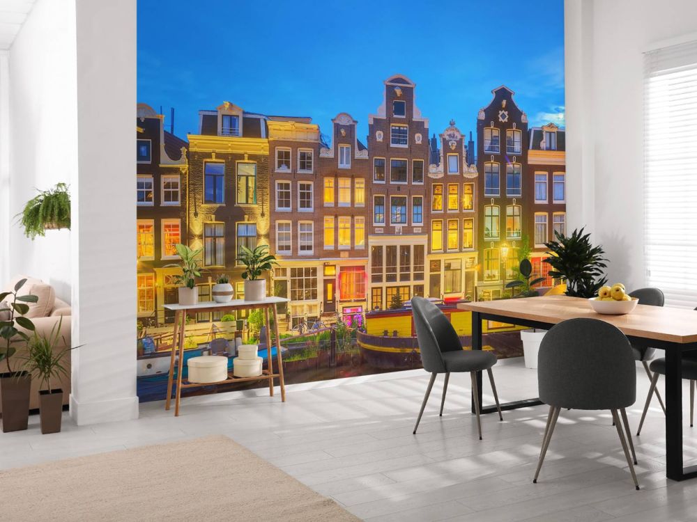Amsterdamse huizen in de nacht