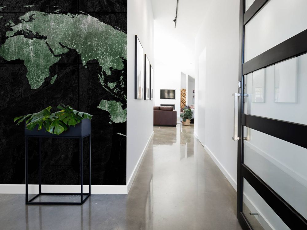 Groene wereldkaart op beton