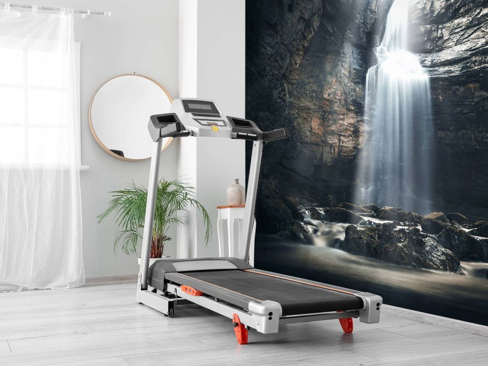 Grot met waterval
