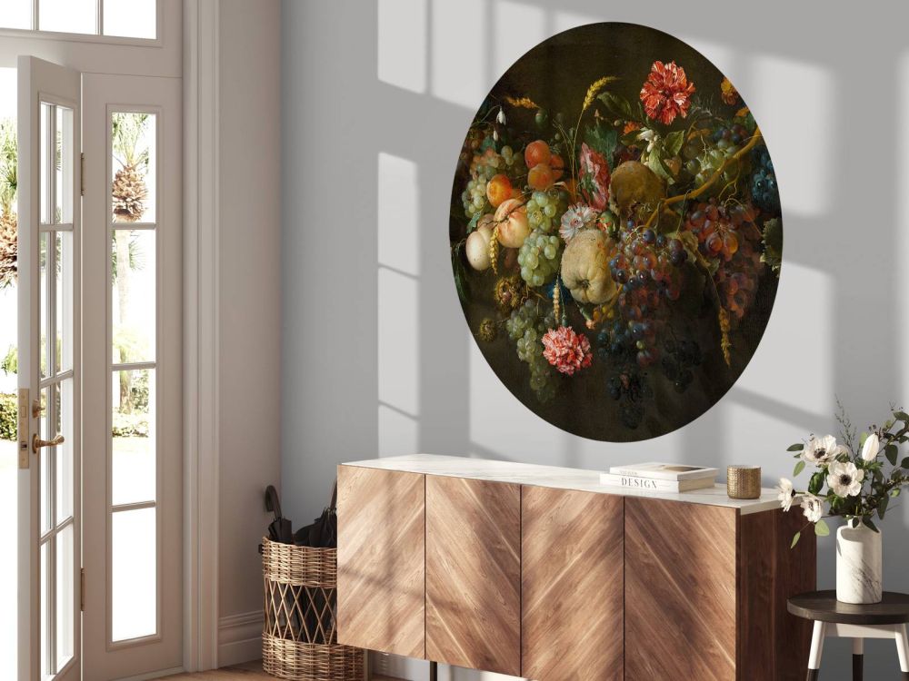 Guirlande van vruchten met enkele bloemen